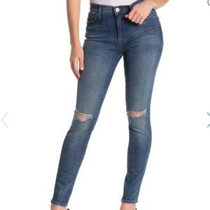 NWT HUDSON SUPER SKINNY JEANS SIZE 32